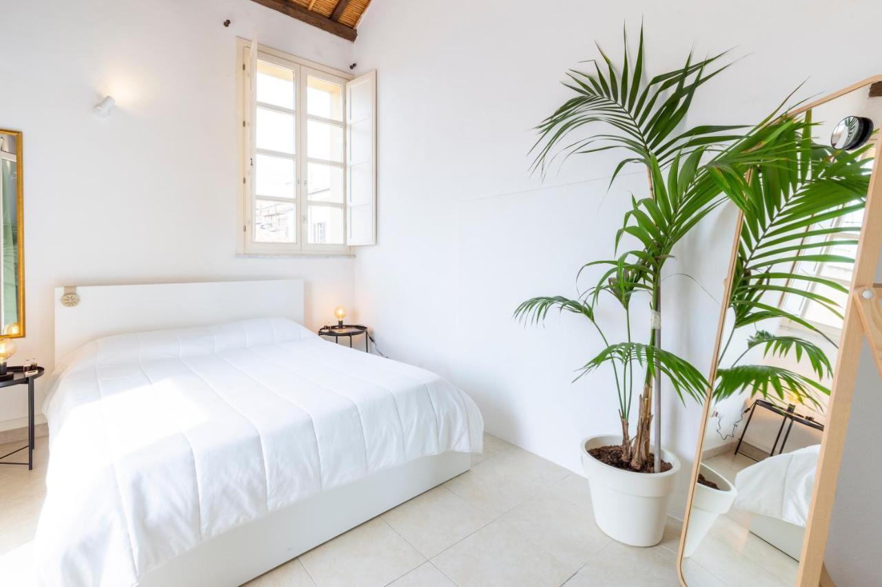 Castello Attic Sunset Terrace Apartment กาญารี ภายนอก รูปภาพ