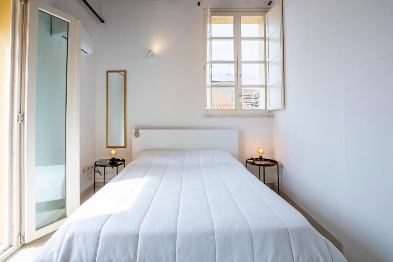 Castello Attic Sunset Terrace Apartment กาญารี ภายนอก รูปภาพ