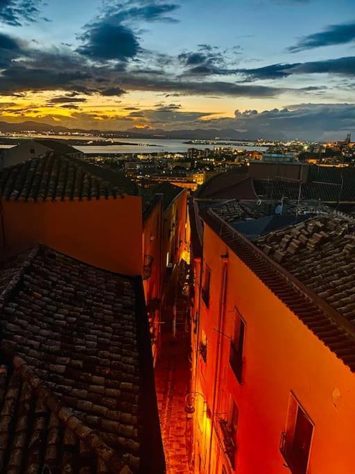 Castello Attic Sunset Terrace Apartment กาญารี ภายนอก รูปภาพ